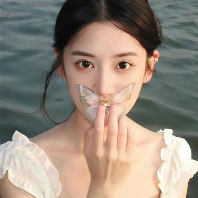 祖宗，我上错坟了